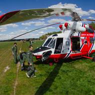 V programu nechyběla ani akrobatická ukázka záchranného armádního vrtulníku PZL W-3A Sokol