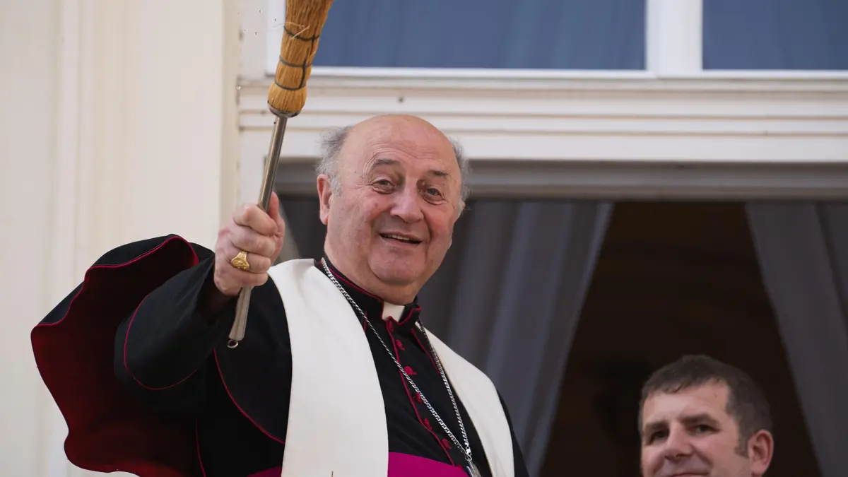 Mezi rektorkou UK a pražským arcibiskupem se rozhořel spor kvůli Katolické teologické fakultě