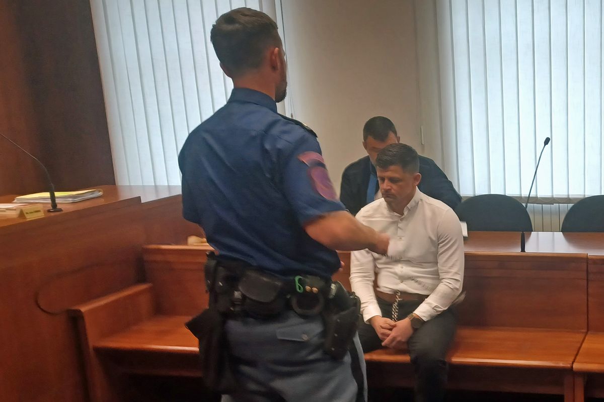 Slovák na rozlučce se svobodou shodil v Brně mladíka z hradeb. Výmluvy soud neobměkčily
