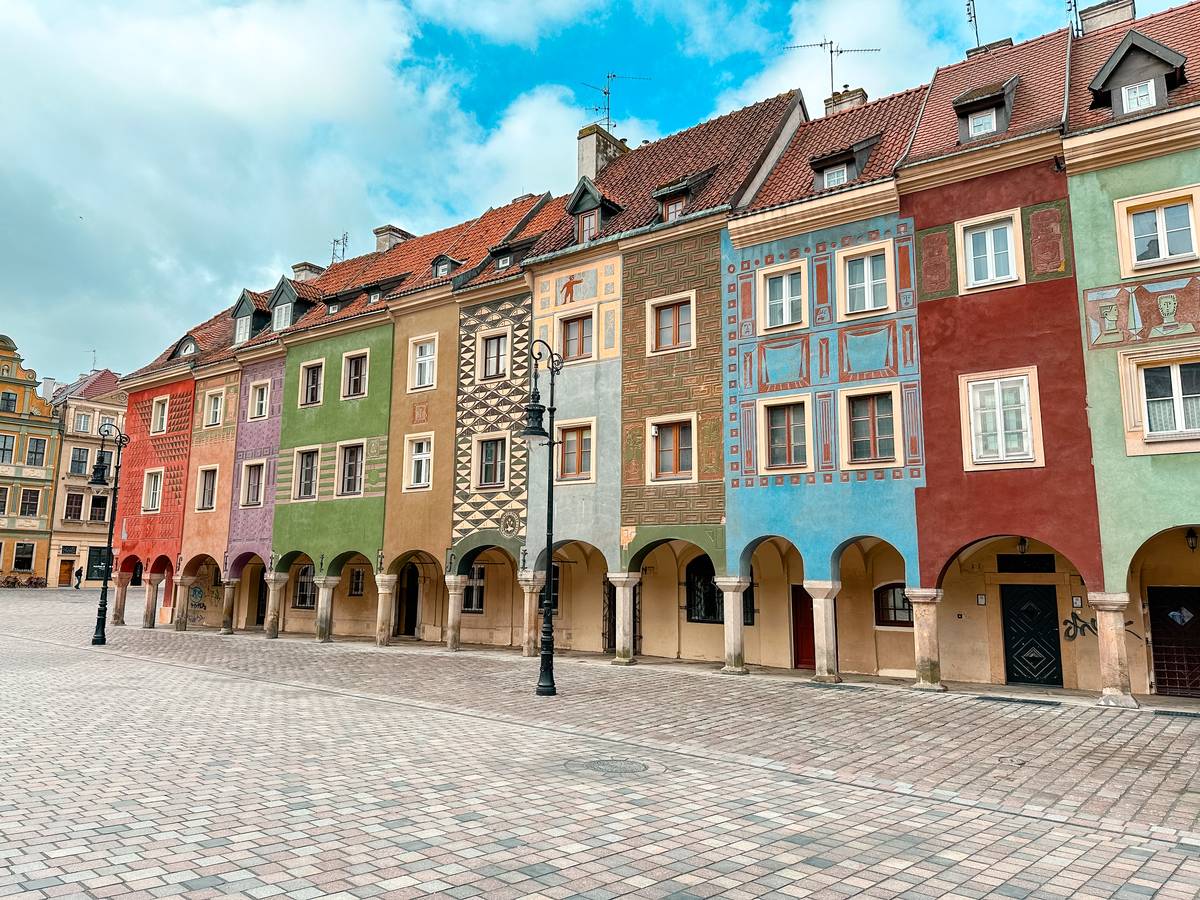 Starý rynek je díky barevným domkům velmi přitažlivou částí města.