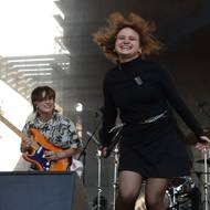 Slovenští Meowlau x Val na Full Moon Stage na Colours of Ostrava.