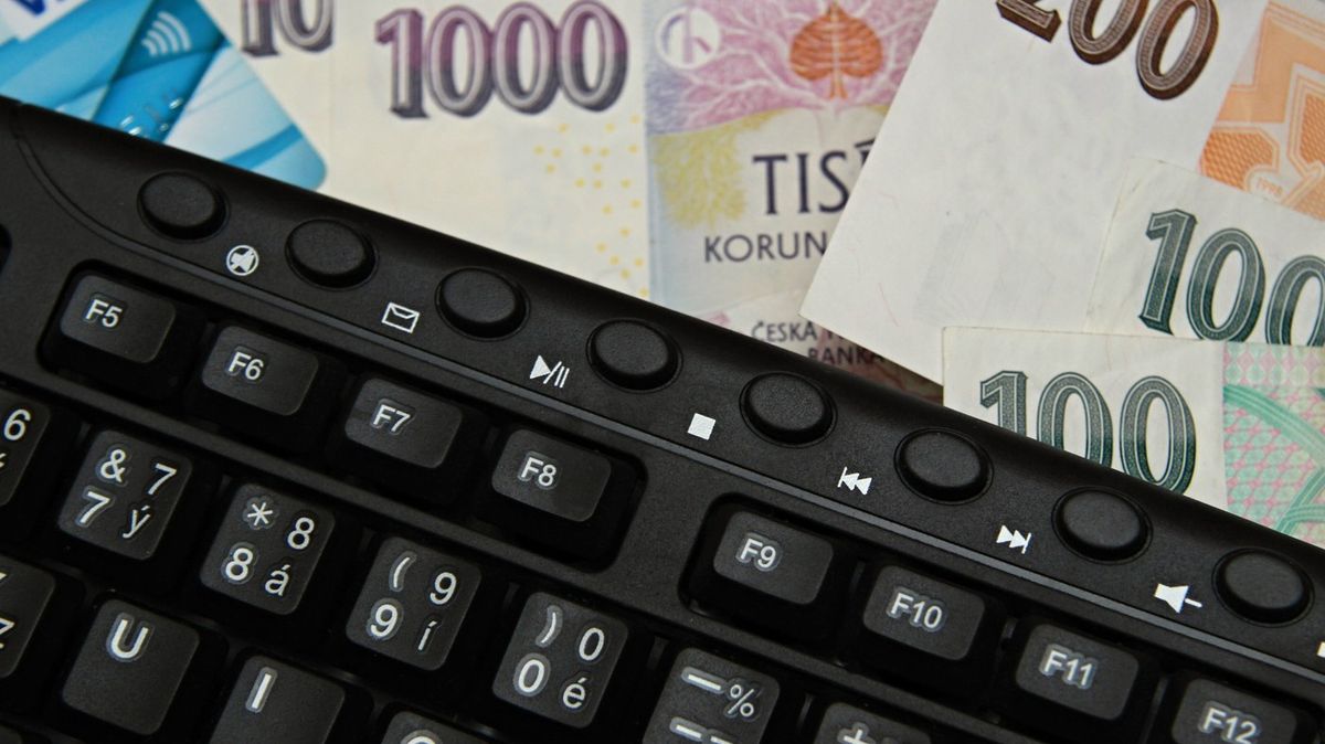 Žena z Olomouce naletěla podvodníkům, bude splácet milionový dluh