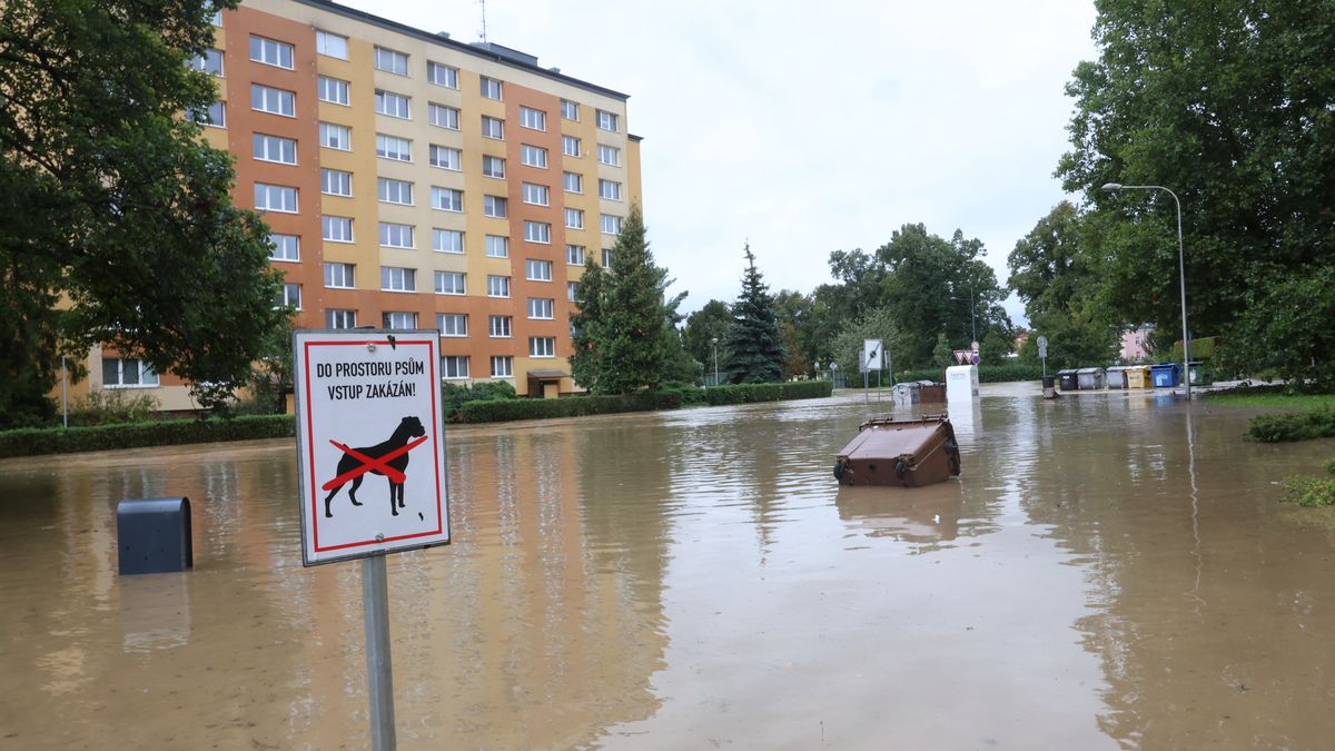 Z Moravskoslezského kraje už hlásí první rabování