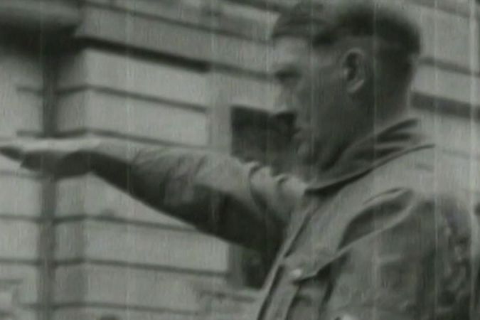 BEZ KOMENTÁŘE: Archivní záběry z 2. světové války 