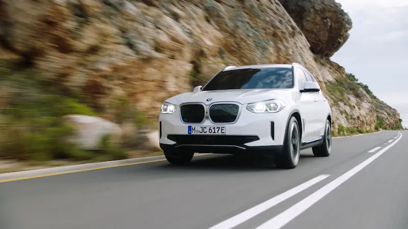 Bmw Ix3 Prijizdi V Roli Mnichovskeho Konkurenta Pro Audi E Tron Novinky Cz