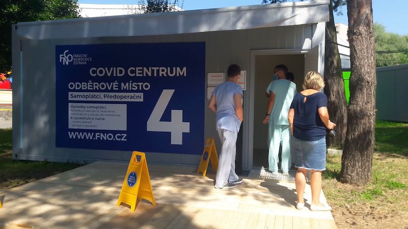 V Ostravě otevřeli Covid centrum, zvládne tisíc vzorků denně