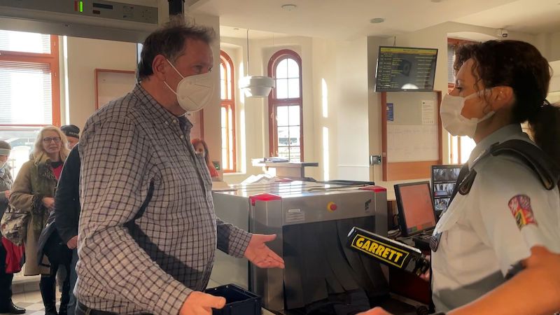 Muž je znovu před soudem za lži o zabíjení pacientů v nemocnici