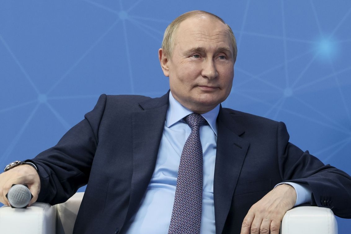 Ruský prezident Vladimir Putin se na setkání s mladými podnikateli rozhovořil o caru Petru Velikém
