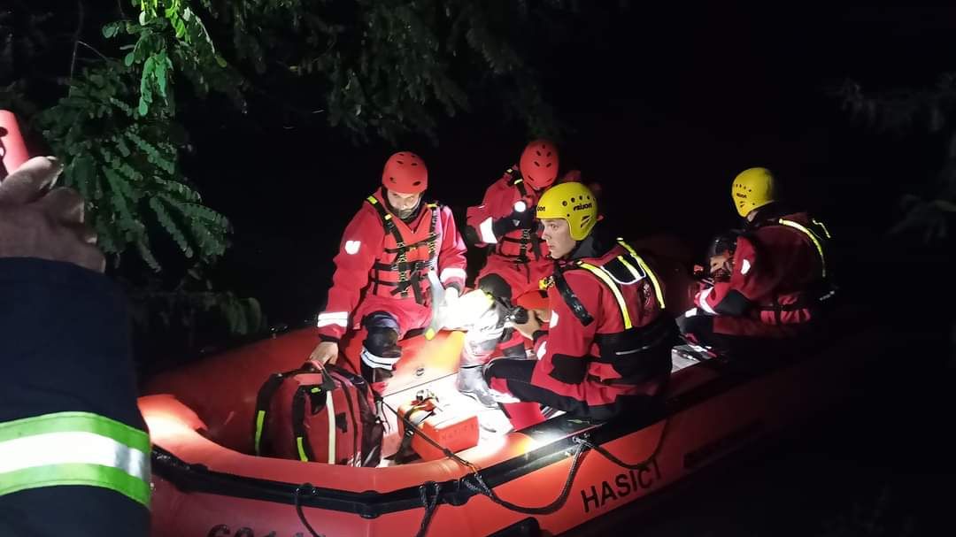 Hasiči na Olomoucku zachraňovali uvízlé vodáky
