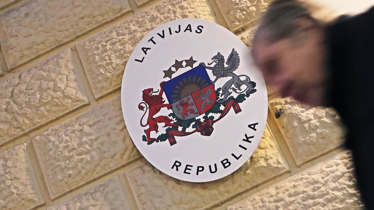Moskva nařídila lotyšskému velvyslanci opustit do dvou týdnů Rusko
