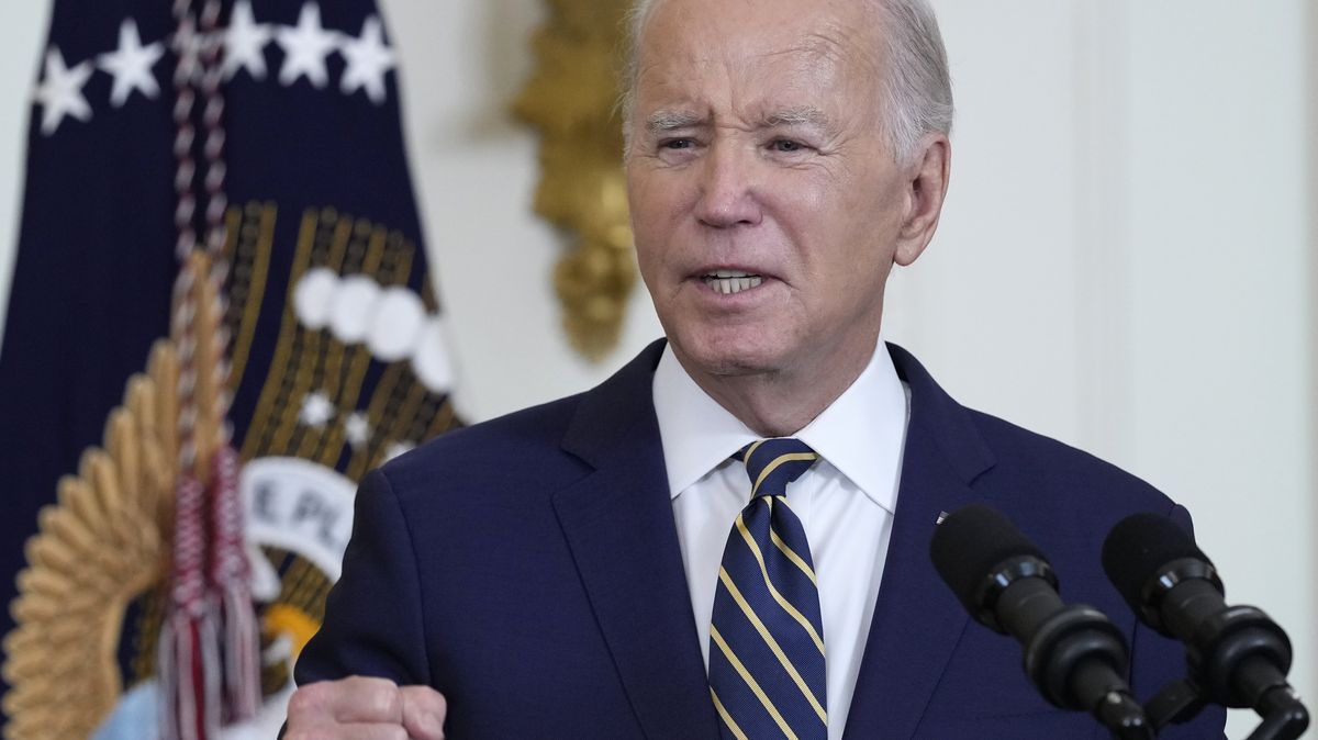 Otočka USA. Biden kvůli Rusku nařídil spolupráci se soudem v Haagu