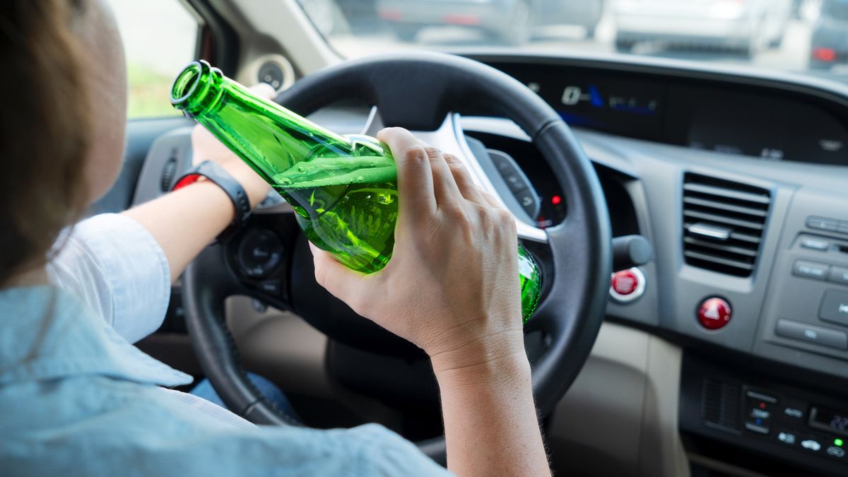 Maďarsko alkohol za volantem nepovolí. Postihy naopak přitvrdí