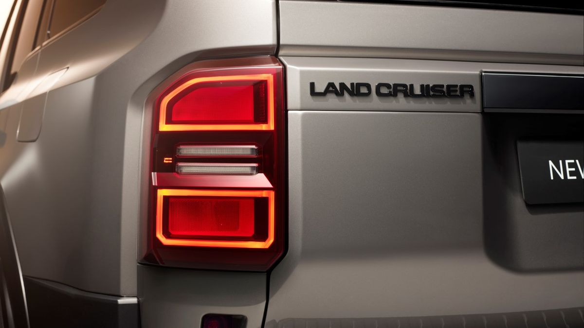 Toyota Land Cruiser se na podzim zřejmě dočká menšího sourozence
