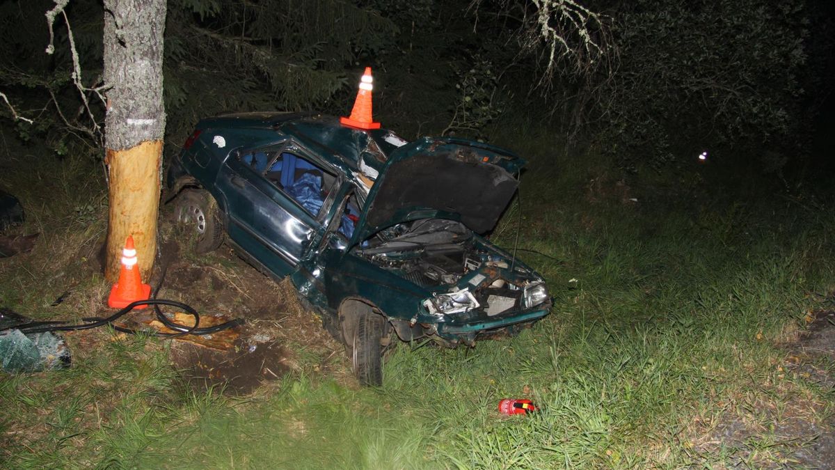Mrtvého spolujezdce po nehodě nechal opilý řidič v autě a odešel