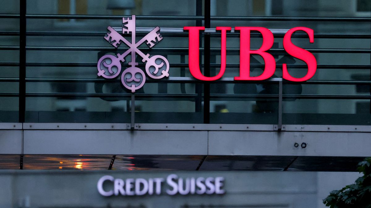 UBS měla díky převzetí Credit Suisse rekordní zisk