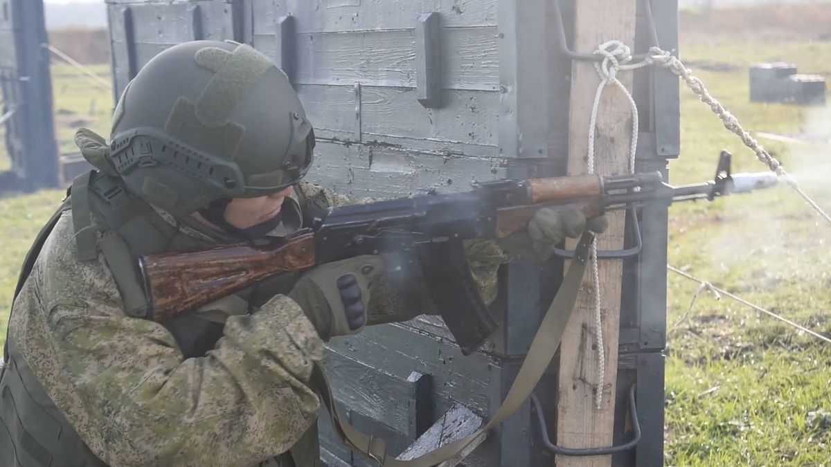 Manželky ruských vojáků jsou stále víc slyšet: Pusťte naše muže domů, udělali vše, co mohli