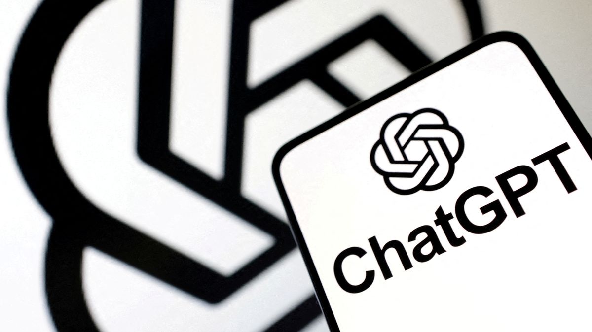 ChatGPT stále trápí výpadky, stěžují si uživatelé