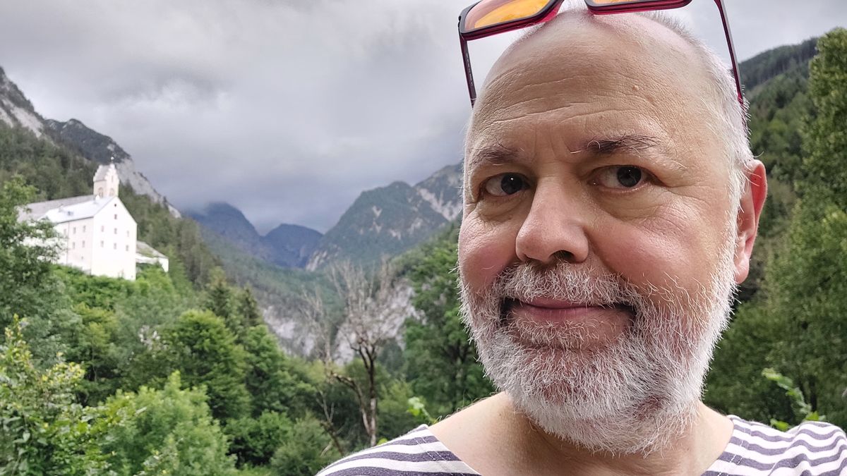 Snažit se, abychom nezkameněli. Rozhovor se spisovatelem a publicistou Alešem Palánem