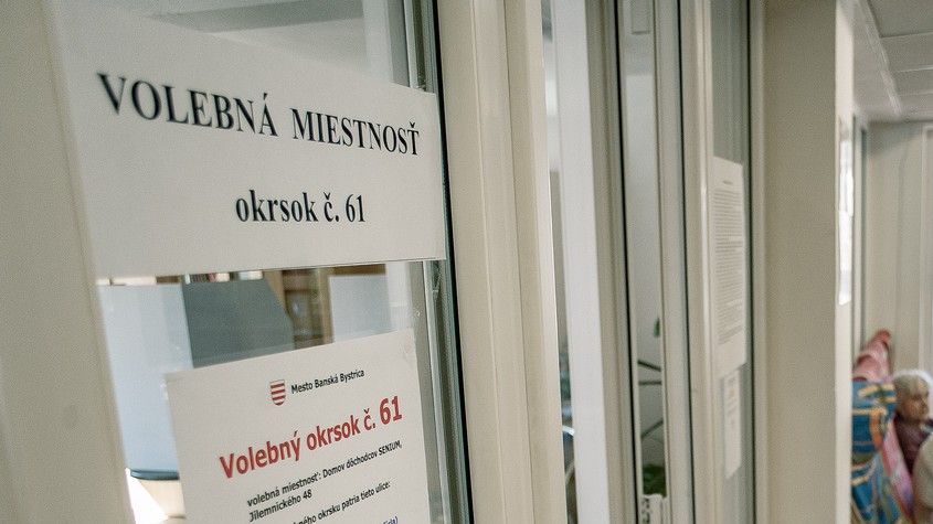 PŘEHLEDNĚ: O post slovenského prezidenta se utká 11 kandidátů