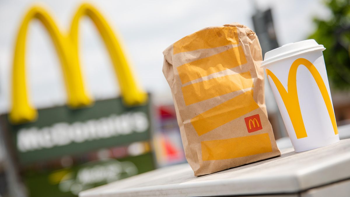 McDonald's v Česku vzrostly tržby o desetinu, stále více objednávek jde přes rozvážkovou službu