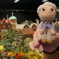 Seamanová se stala vzorem pro spoustu mladých milovnic pletení, ale také háčkování. Devatenáctiletá Ellen Siegertová, která háčkuje z vlny figurky svých oblíbených celebrit, jí také jednu uháčkovala