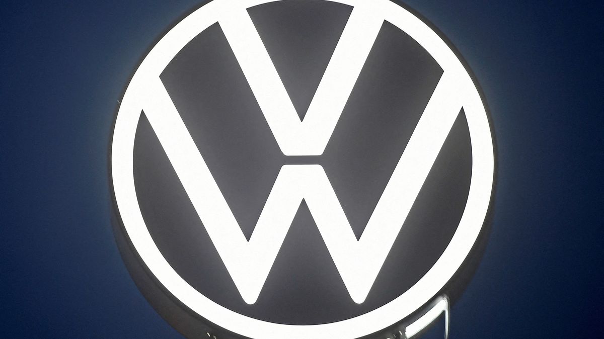 Volkswagen loni mírně zvýšil provozní zisk, letos čeká pomalejší růst tržeb