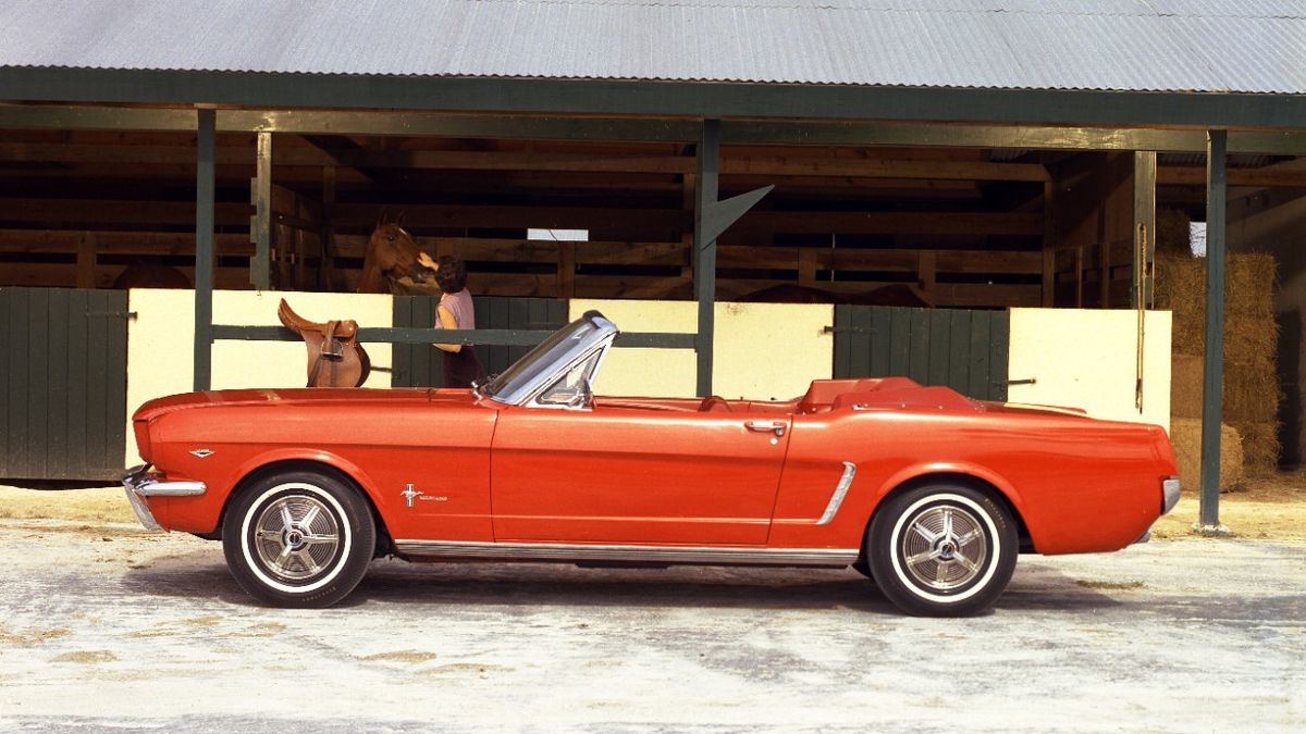 Ford Mustang se začal vyrábět před 60 lety