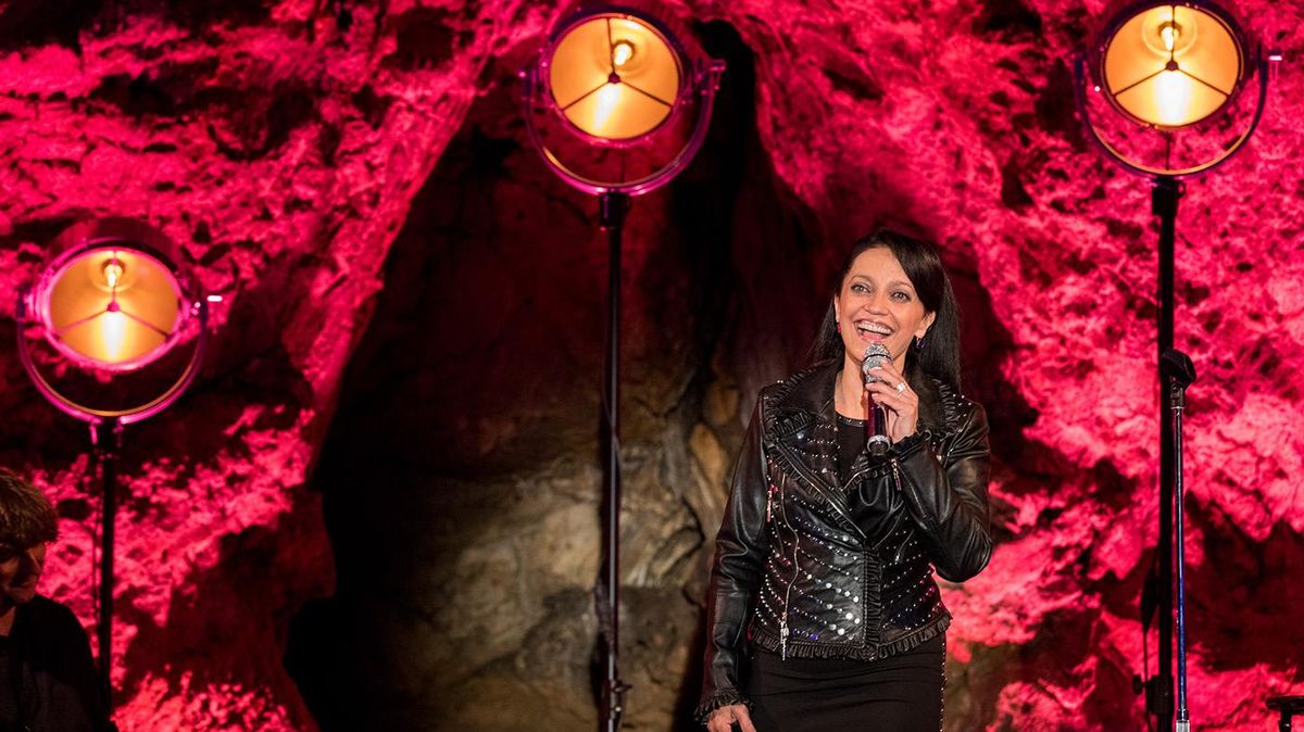 Hudební legendy vystoupí v jeskyních Moravského krasu mezi krápníky