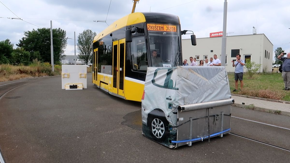 V Plzni testují chytrou tramvaj, zárodek autonomní dopravy