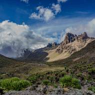 Afrika láká na uhrančivou krajinu.