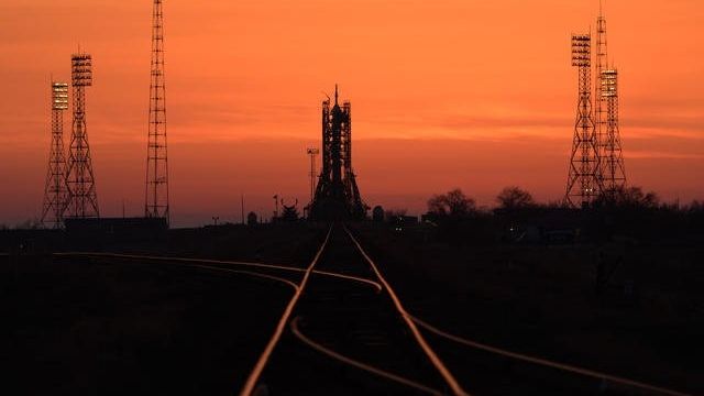 Odpalovací rampa na ruském kosmodromu Bajkonur v Kazachstánu