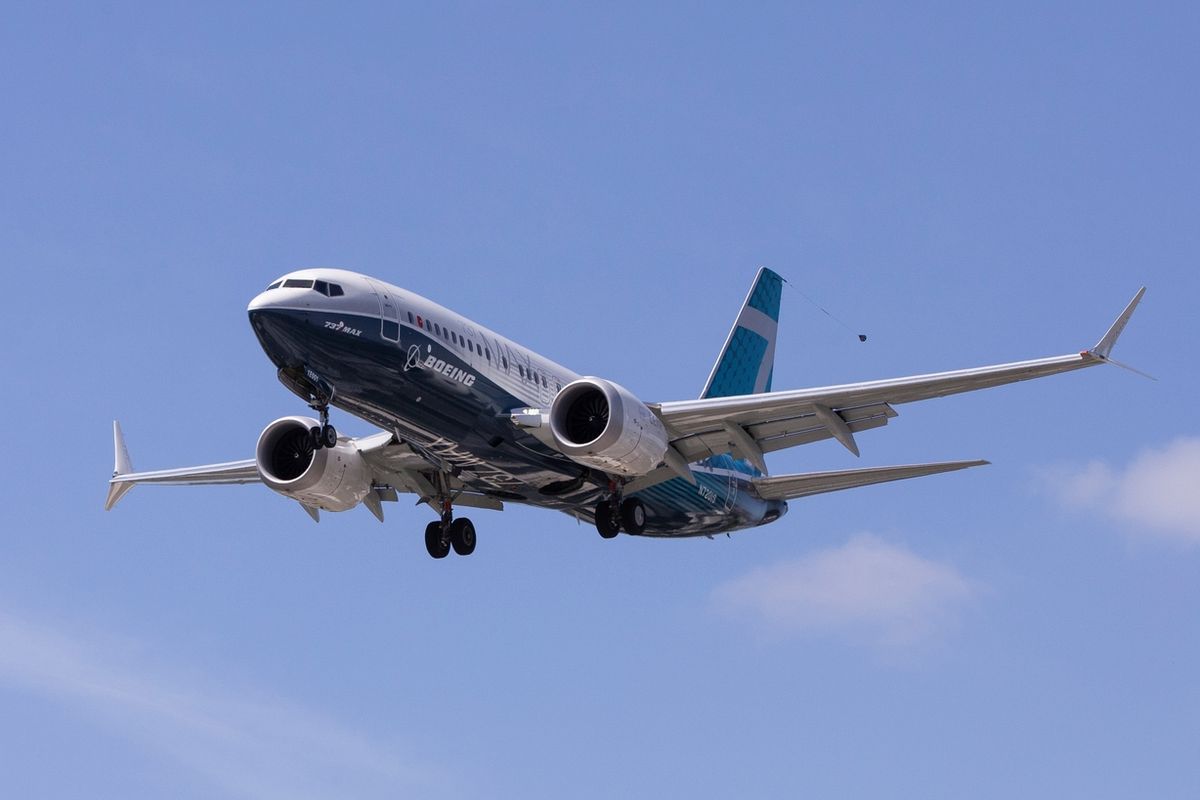 Boeing 737 MAX přistává po testovacím letu v Seattlu