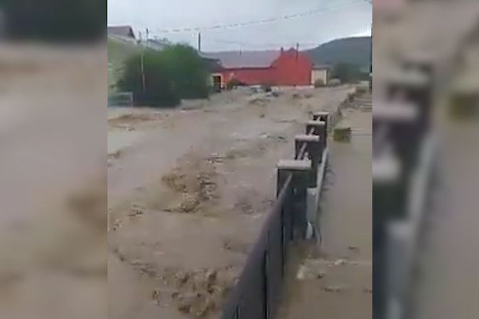 BEZ KOMENTÁŘE: Povodně na východě Slovenska