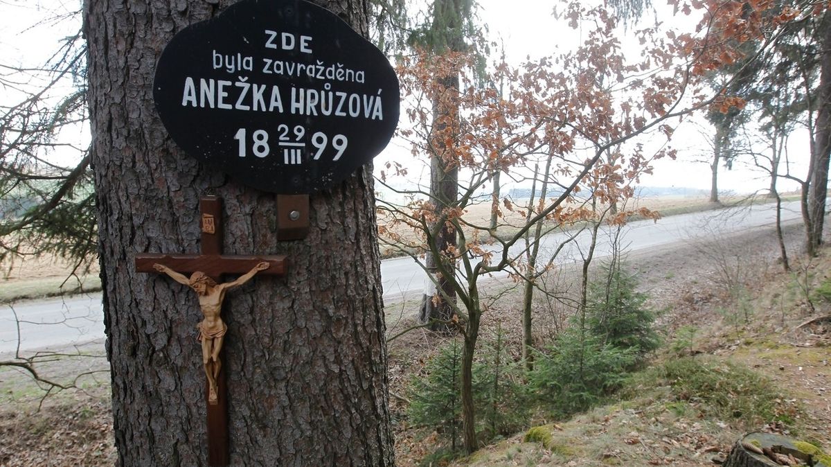 Pieta za Anežku Hrůzovou v Polné na Jihlavsku