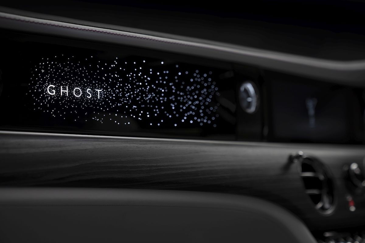 Upoutávka na nový Rolls-Royce Ghost