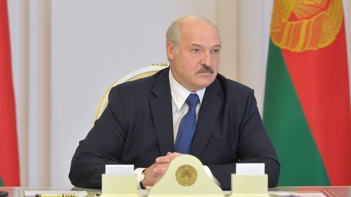 Proti Lukašenkovi jen bubnoval. Odsedí si to