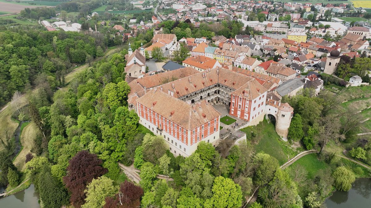 Památkáři nevzdávají boj o mobiliář z Opočna. Podali ústavní stížnost