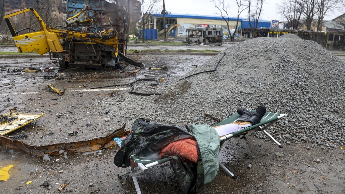 Situace je kritická, hlásí velitel ukrajinské jednotky z Mariupolu
