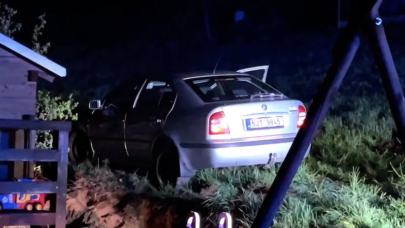 Policie pronásledovala vozidlo u Mirošovic.