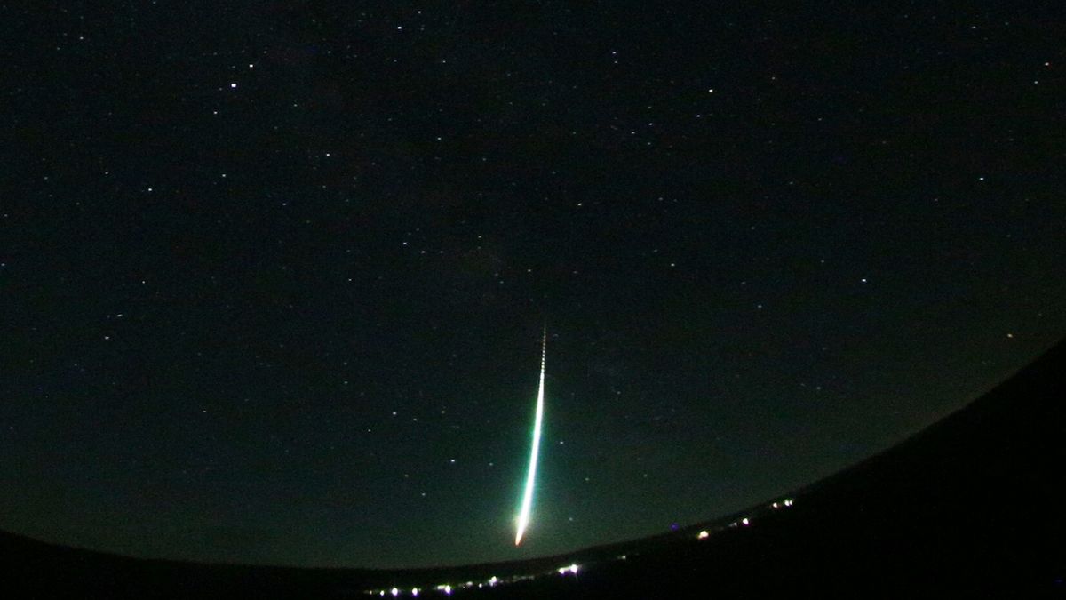 Nad Českem zazářil bolid, v Rakousku „pršely“ meteority