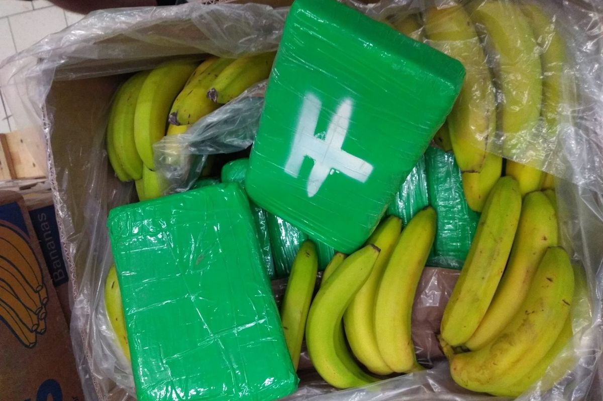 Nalezené drogy v krabicích od banánů
