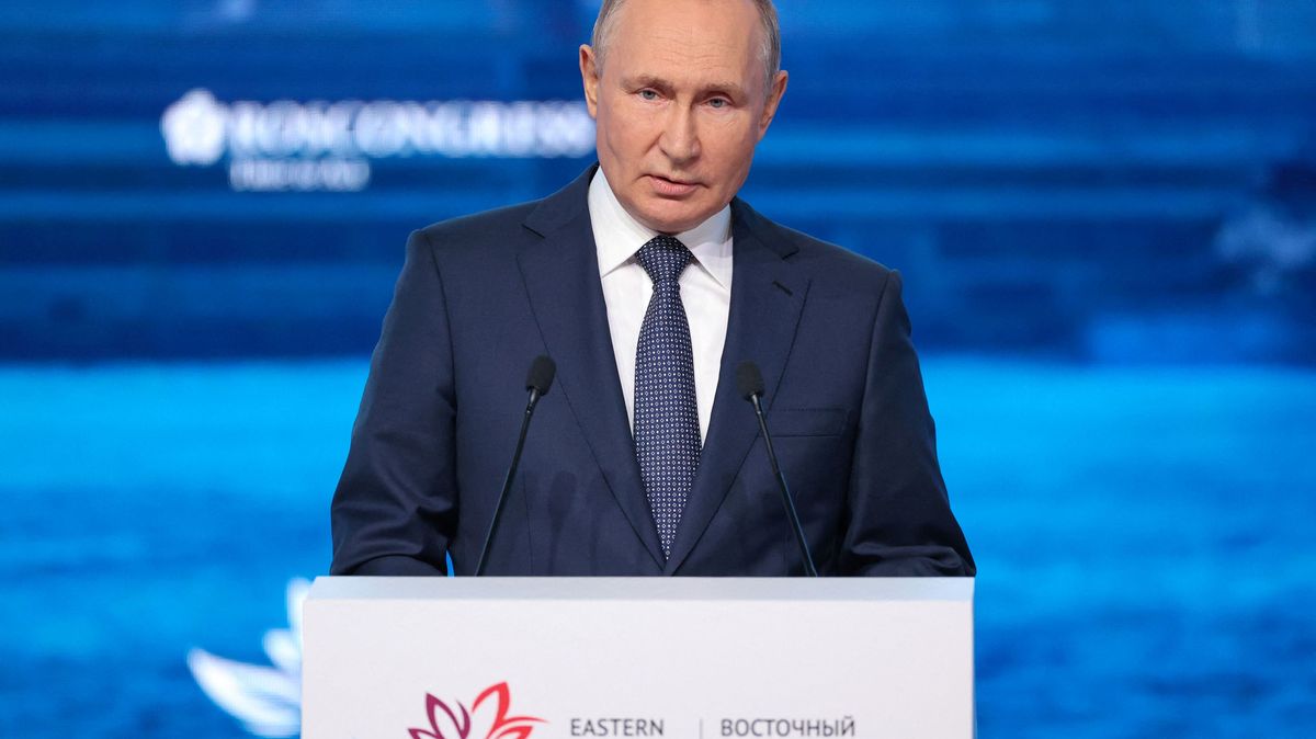Putin: Válku na Ukrajině jsme nezačali, právo neporušujeme a sankcemi jsme nic neztratili