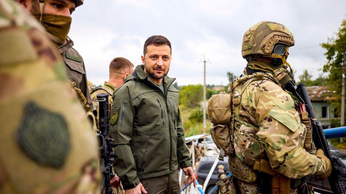 Ukrajina pokračuje v ofenzivě, Rusové další útok nemusejí ustát