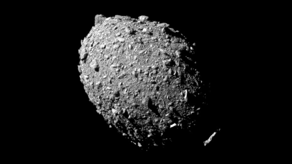 Český astronom k vychýlení asteroidu: Metoda funguje, v budoucnu může odvrátit hrozbu