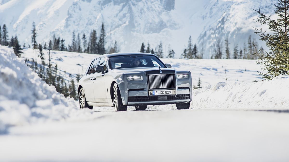 S phantomem na sněhu. Vrchol automobilového luxusu je i na horách suverénní