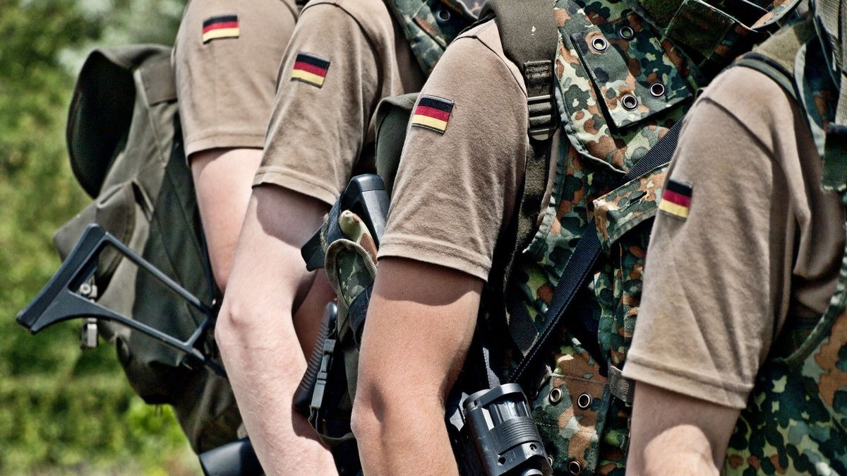 Německá armáda je před kolapsem, varuje výroční zpráva