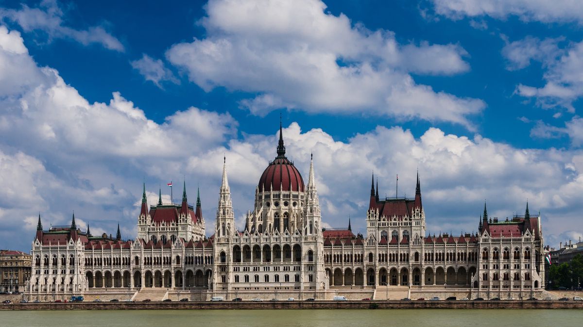 Nejlepší světovou památkou je Országház, uvádí nová studie