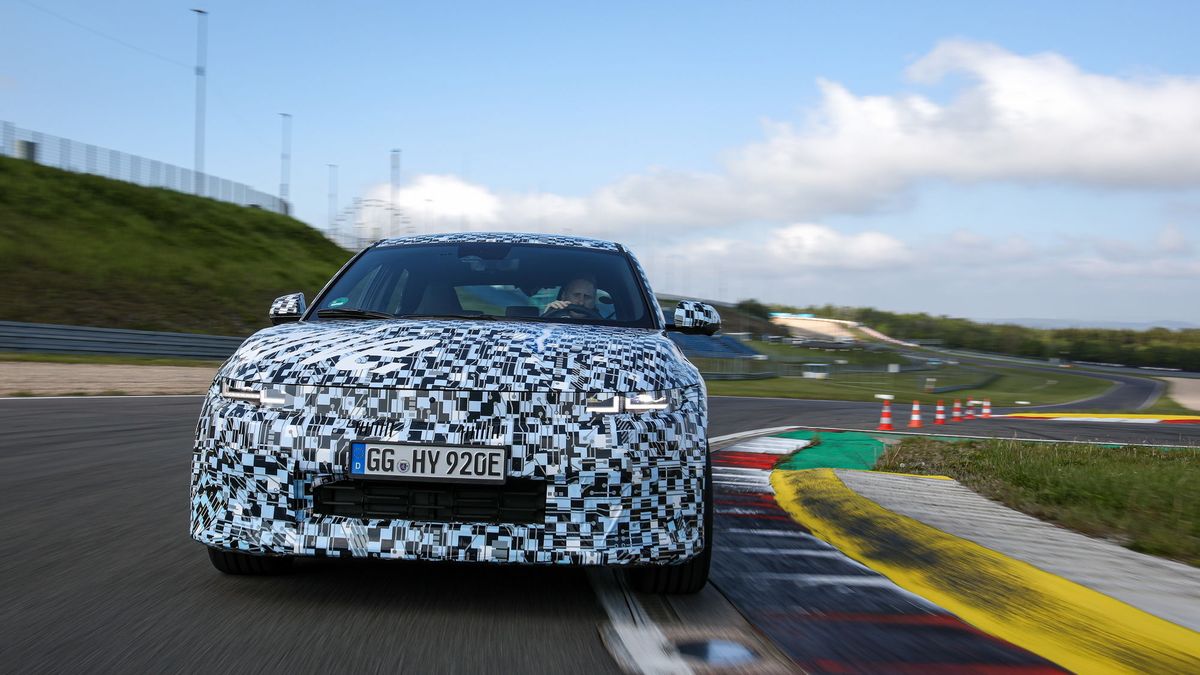 Hyundai ukázal ostrý elektromobil při testech na Nürburgringu