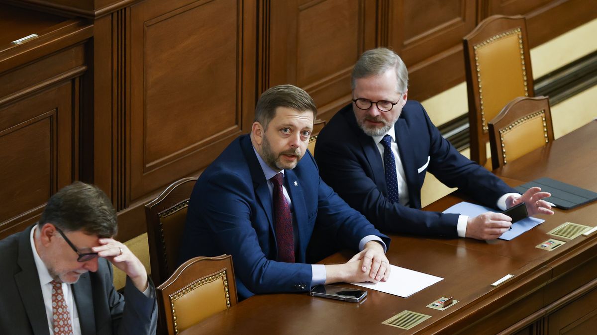 ODS a STAN zahodily koaliční rukavičky a tvrdě do sebe šijí