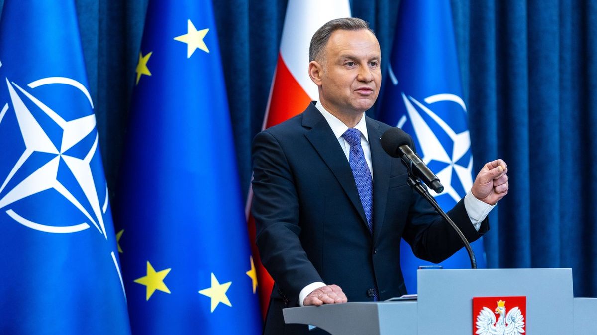 Demokracie v Polsku prožívá smrtelnou agonii